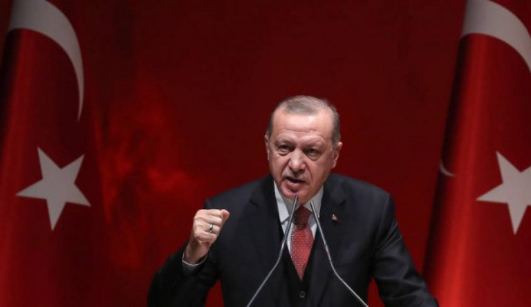 Erdogan fenyegeti az EU-t: 3,6 millió szíriai menekültet küld Törökországból Európába