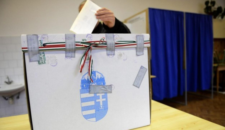 Ugyanannyi szavazatot kapott az első két helyen végző polgármesterjelölt Rábaszentmihályon
