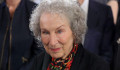 Margaret Atwood és Bernardine Evaristo kapta a Booker-díjat