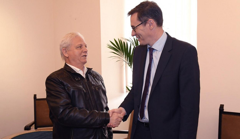 Karácsony extra végkielégítést javasol Tarlósnak