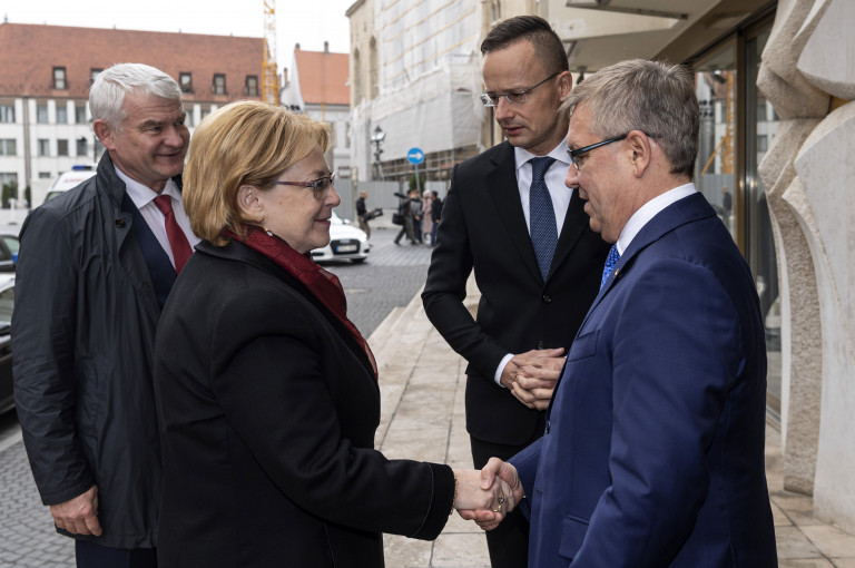 Matolcsy: Eurázsia, Eurázsia, Eurázsia, jön Eurázsia korszaka