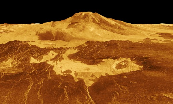 A Vénusz forró felszíne: a Maat Mons vulkán. A hőmérséklet meghaladja a 460 fokot
