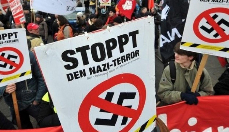 „Náci vészhelyzetet” hirdettek ki Drezdában