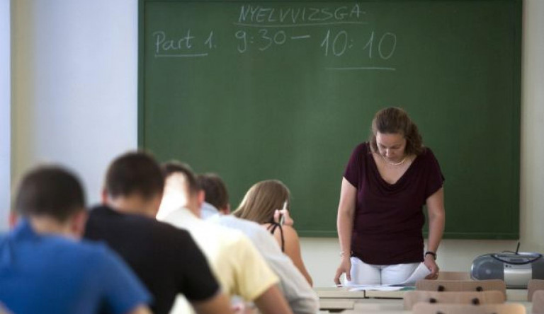 Az innovációs tárca kivenné a kötelező felsőoktatási felvételi elvárások közül a nyelvvizsgát
