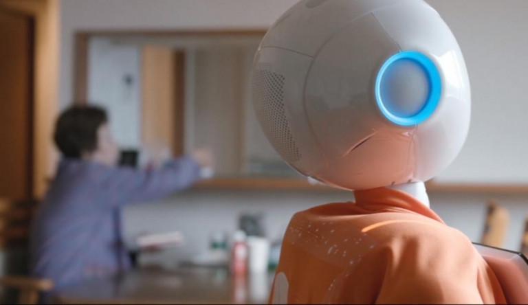 Szia, AI! –  Több szálon és kontinensen követjük a robot-ember románcot