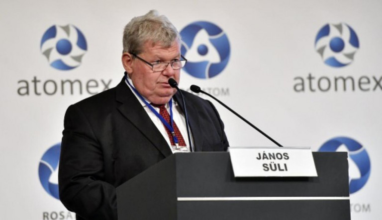 Tovább csúszik Paks II.