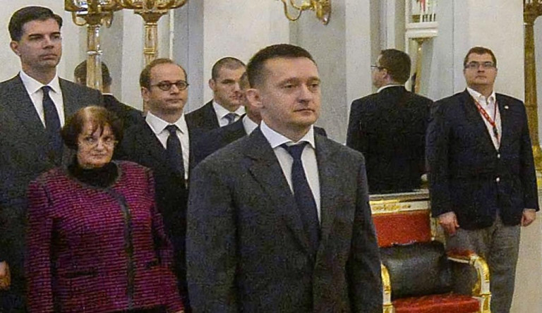 Rejtélyes karibi üzlet köti össze a letelepedési biznisz kulcsfiguráját és Rogán bizalmasát