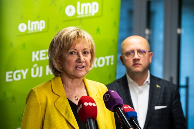A Kúriához fordul az LMP a visszadobott klímanépszavazási kérdés miatt