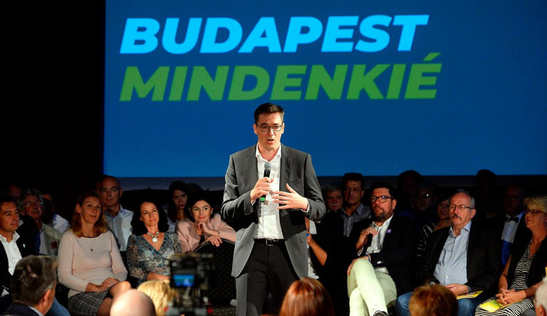 Karácsony megígérte, leszedeti az Index újságíróiról készült antiszemita plakátokat