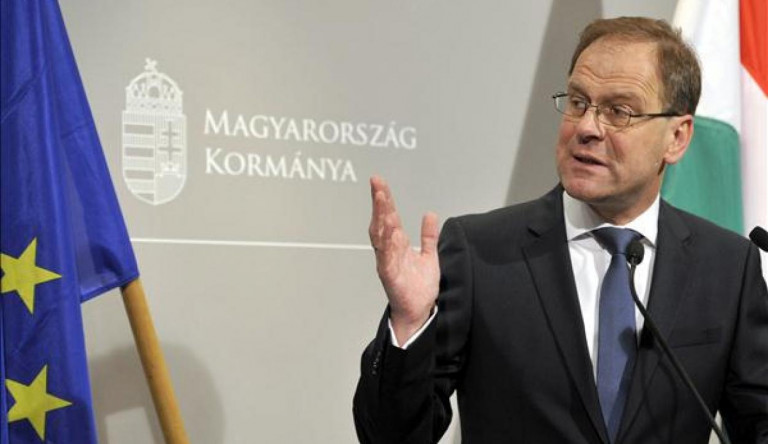 Navracsics Tibor nem tudja elképzelni, hogy kilépjünk az unióból