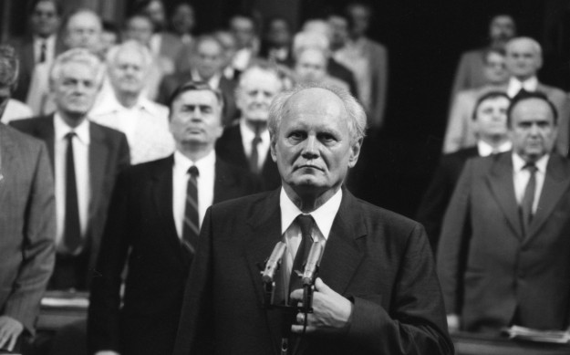 Göncz Árpád köztársasági elnök és Antall József miniszterelnök az Országgyűlésben 1990-ben