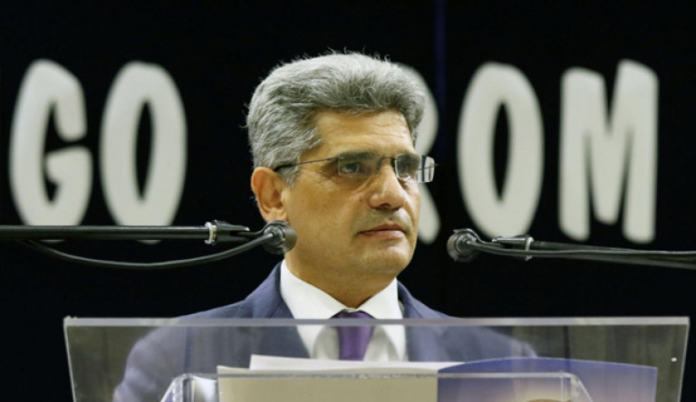 Lemondott Farkas Flórián, üdvrivalgás az Országos Roma Önkormányzatnál