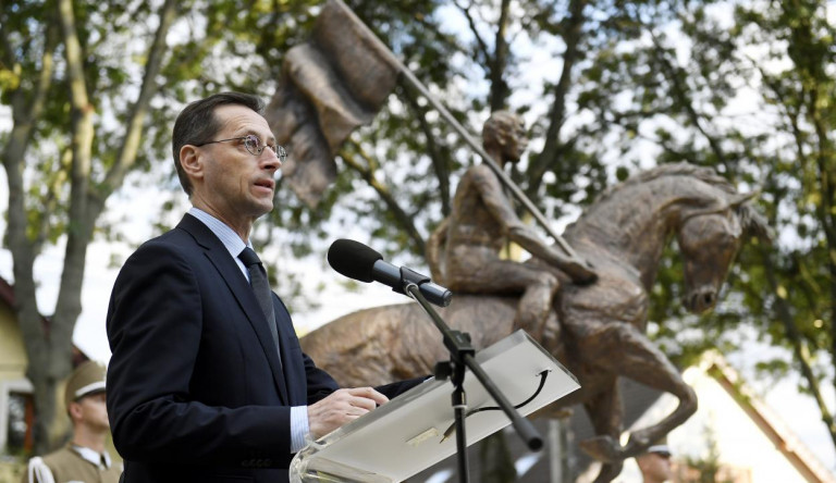 Még a Pénzügyminisztérium is ellenzi, hogy 6 milliárd forintnyi közpénzt költsön a kormány a budapesti lovas Európa-bajnokságra