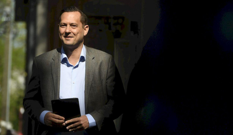 Tagadja, hogy megzsarolta volna Molnár Zsoltot, pedig szinte biztos, hogy őt írta körül a politikus