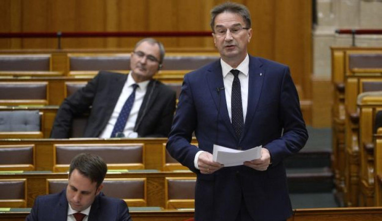 Egyelőre nem vették őrizetbe Völner Pált