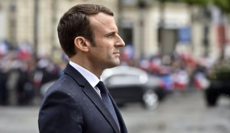 Két nő is nemi erőszakkal vádolja Macron egyik új miniszterét