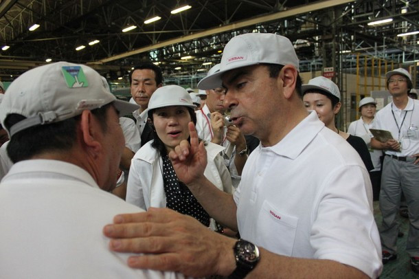 Hangszertokban csempészhették ki tokiói otthonából a szökevény Nissan-vezért