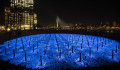 104 ezer világító kőből álló emlékművet állítottak a holokauszt holland áldozatainak Rotterdamban