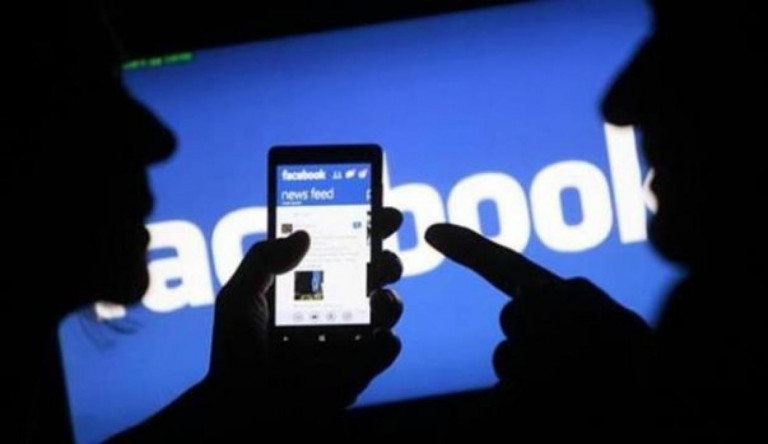 Műszaki hibával magyarázza a Facebook, hogy lepöcegödörözte a kínai elnököt