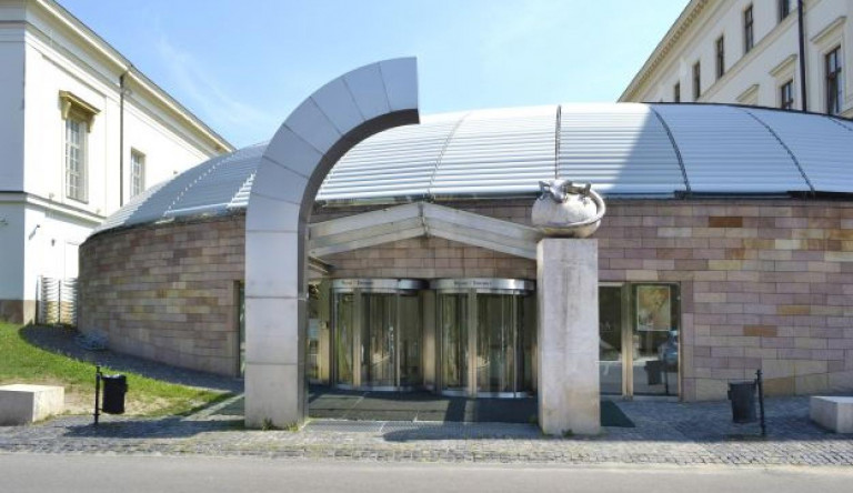 Ellenzi az MTA a Természettudományi Múzeum Debrecenbe költöztetését