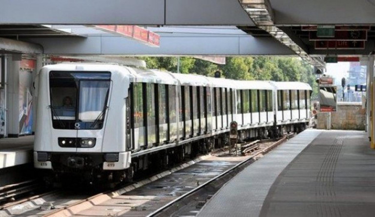 Utólag fejleszti a 2-es metró fékezési rendszerét a BKV a Pillangó utcánál