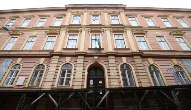 Már tantestületi szinten is tiltakoznak az új NAT ellen