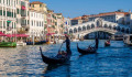 Elkezdték a Velencébe látogató turisták kamerás számlálását