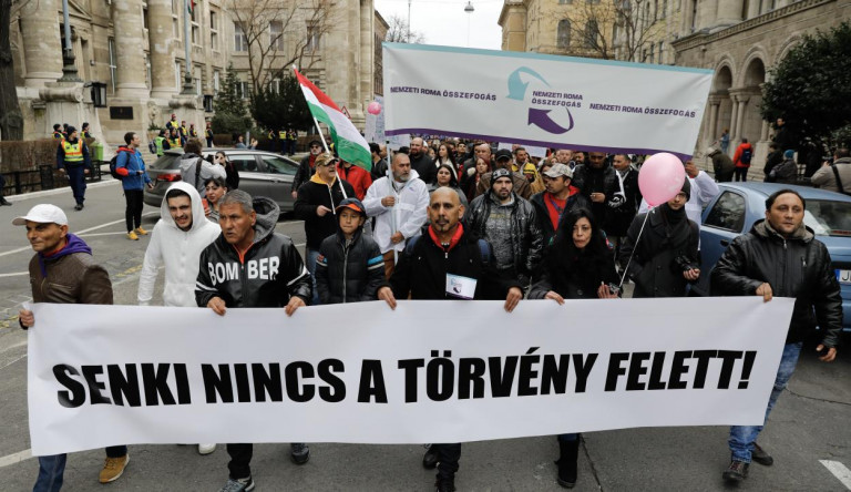 Rétvári szerint a gyöngyöspatai romákat támogató alapítvány célja nem más, mint hogy minél nagyobb politikai botrány alakuljon ki