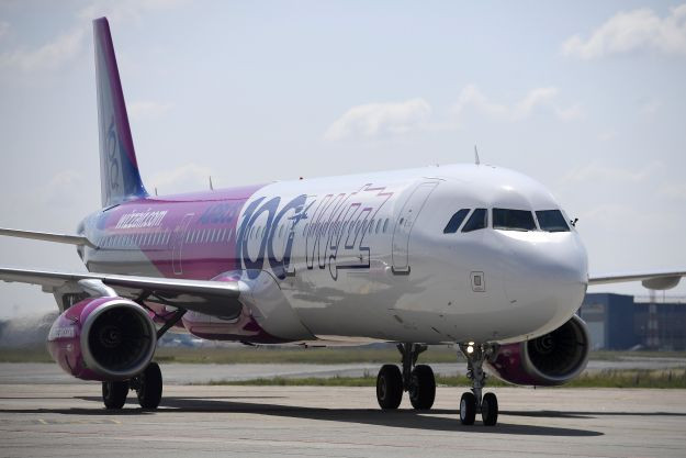 Egy légitársaság sem késik annyit a brit reptereken, mint a Wizz Air járatai 