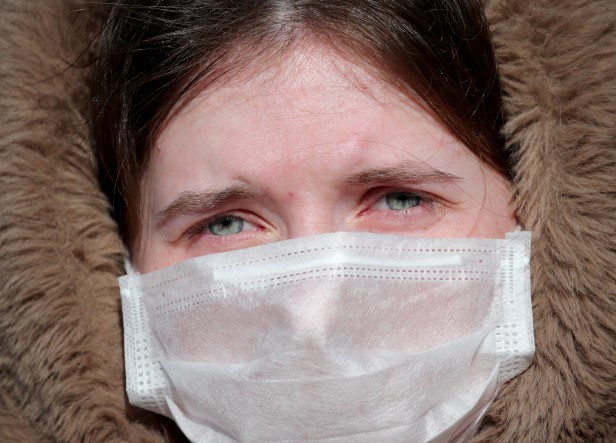 Csehországban is megjelent a koronavírus, Nagy-Britanniában 12 új beteget diagnosztizáltak 