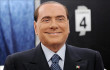 Berlusconi Olaszország lezárása előtt Franciországba menekült