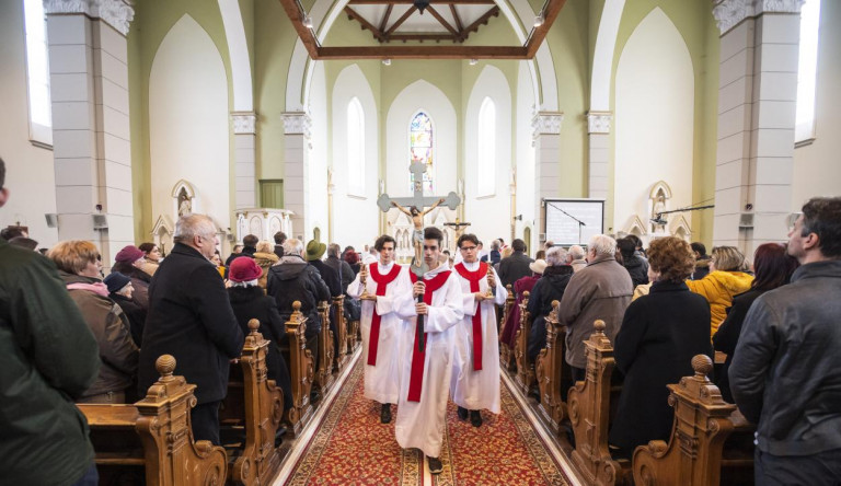 Nem lesznek misék a fővárosi és a Komárom-Esztergom megyei templomokban