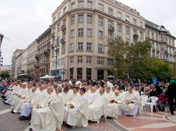 Papok Budapesten