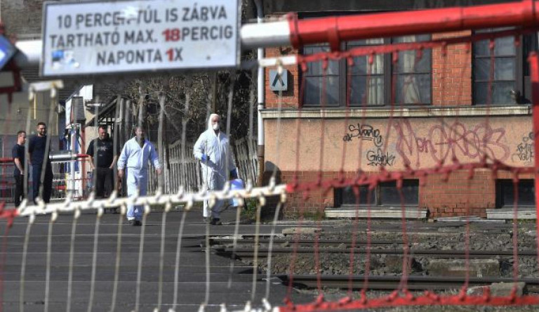 A kormány titkolja a járvány területi adatait, de egyre több polgármester teszi közzé, hogy a településén van koronavírus-fertőzött