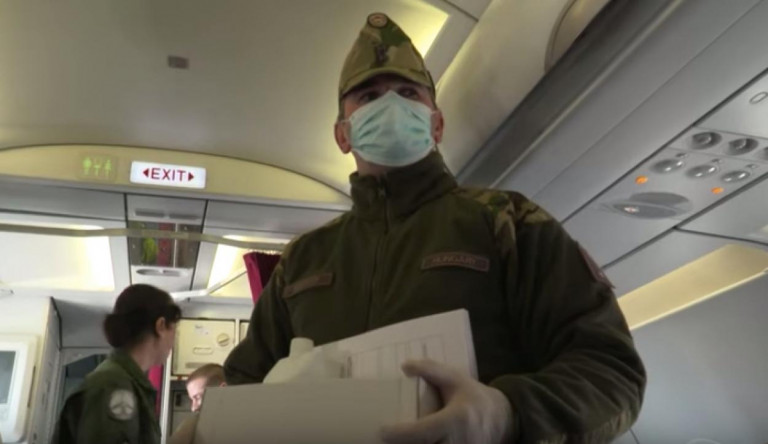 Hazajöttek Irakból a honvédek, de nem tudni, végeztek-e rajtuk koronavírus-tesztet