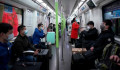 Vuhanban újra járhat a metró és egyes buszjáratok