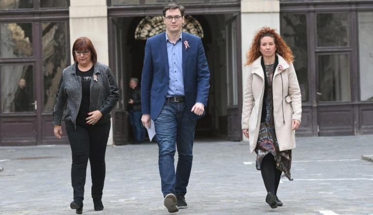 Budapesten magánlaborokban fogják tesztelni az egészségügyi dolgozókat