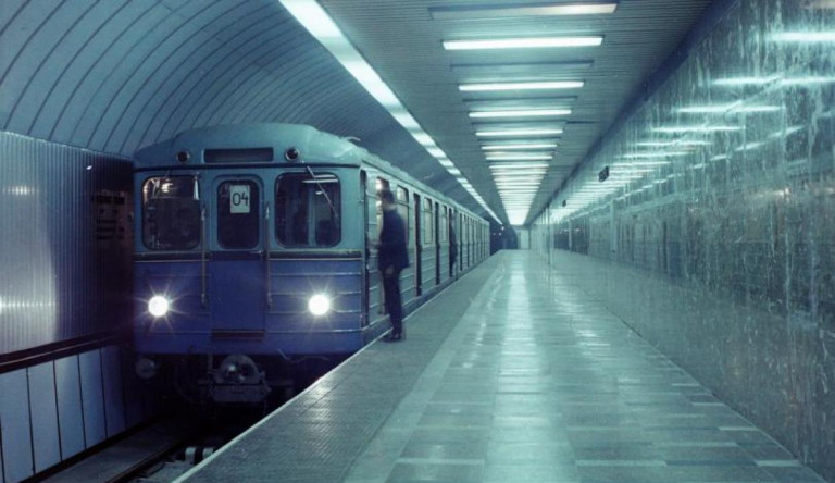 50 éve adták át a budapesti metrót, de már az avatás előtt napi négyszázas turnusokban próbálhatták ki a nyugdíjasok