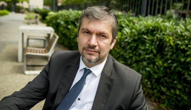 Hadházy: Mulatni ment a szigetvári tankerület