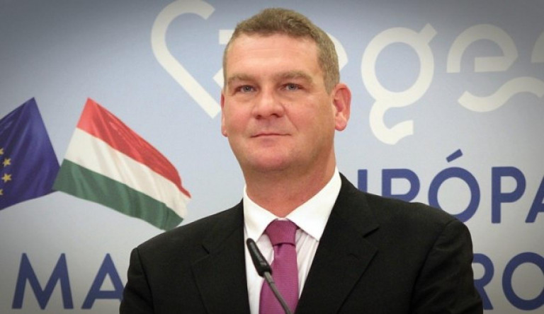Botka: a NER nagy gazdasági nyertesei adjanak vissza a közösbe!