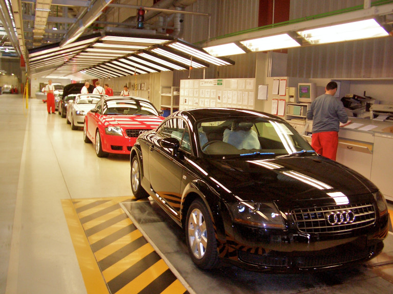 Reggel újraindult a győri Audi gyár
