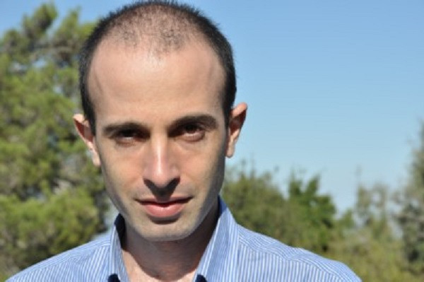 Harari: jobbá válhat a világ a járvány után