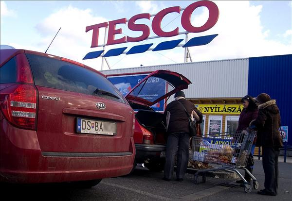 A vírusadó nagy befizetői: a Tesco, a Lidl és a Spar