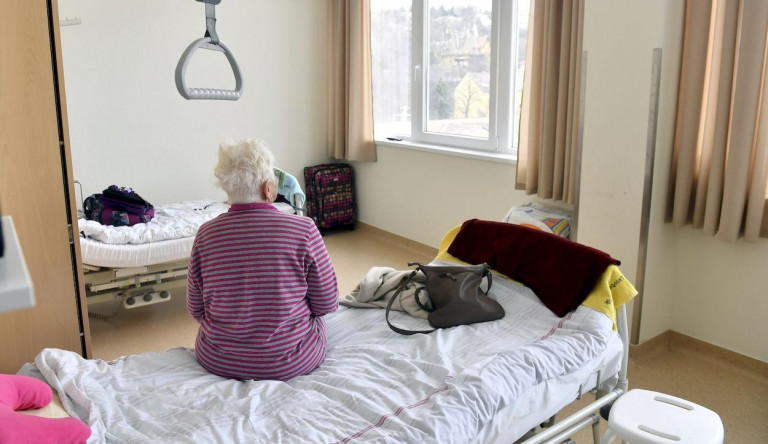 Ombudsmani vizsgálat indult a kórházi ágyak felszabadításával kapcsolatban