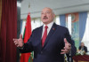 Lukasenka a járvány ellenére megtartja a győzelem napi katonai parádét