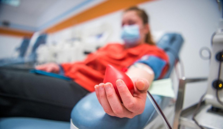 Öt nap után levették a lélegeztetőgépről az első vérplazma-terápiával kezelt beteget