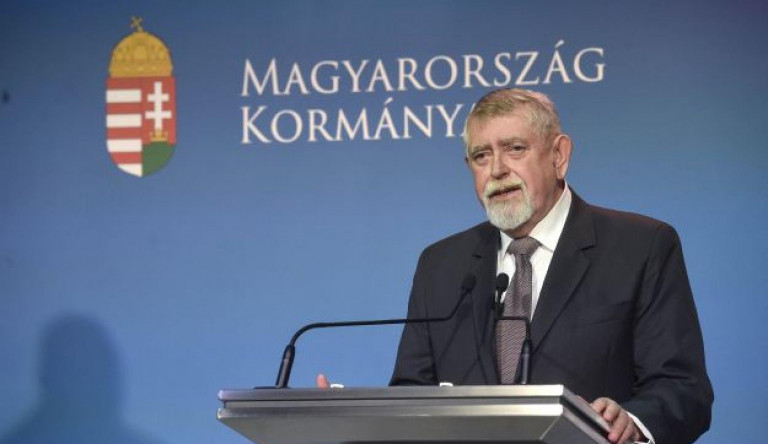 Kásler Miklós elmagyarázta, miért kellett kiüríteni a kórházakat