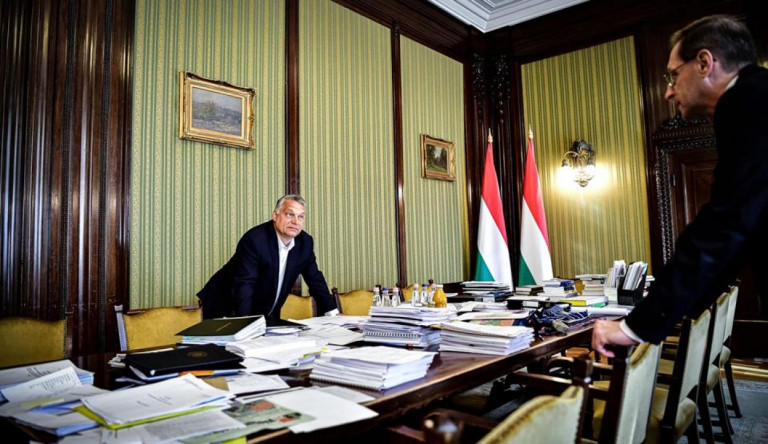 Lyukas zsebbel avagy miért fizet sokat a hitelért az Orbán-kormány?