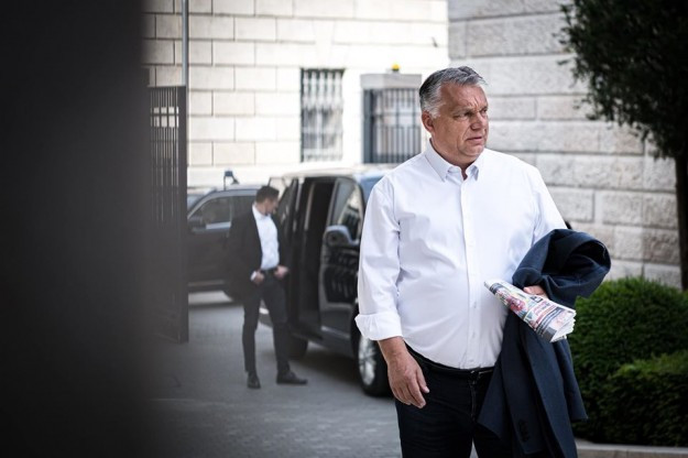 Egyenlőtlenségek, szabad rablás, függőség a kormánytól – ezek jellemzik Orbán gazdaságpolitikáját