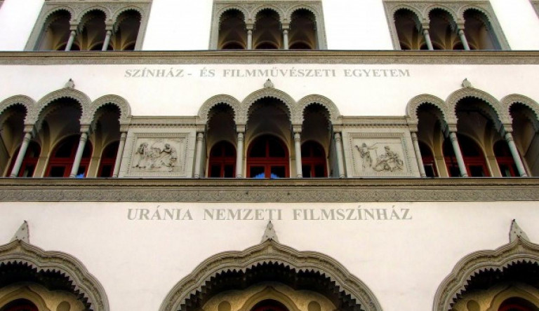 A filmművészeti szerint az egyetem megregulázása a célja több képviselőnek